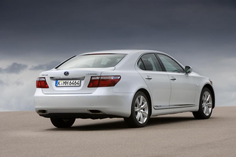  Lexus LS600h L 2007 года  (фото 113 из 224)